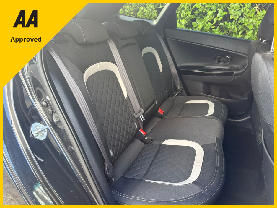 2017 Kia Ceed - image 14