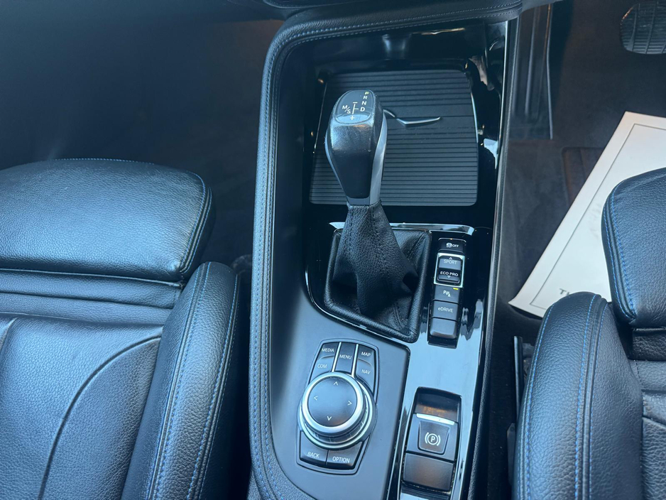 2021 BMW X1 - image 13