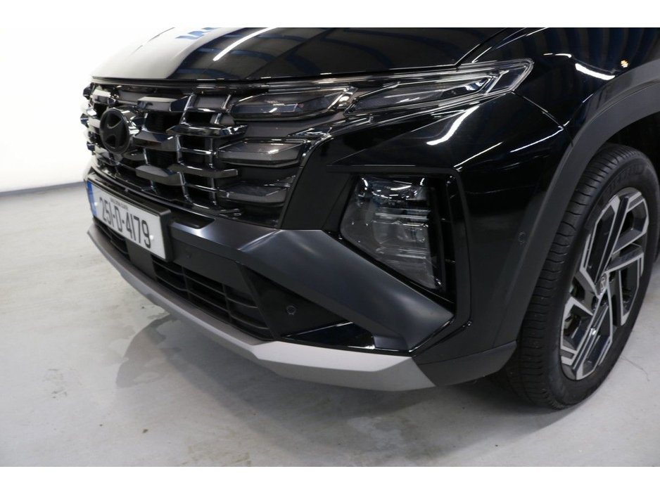 2025 Hyundai Tucson - image 3