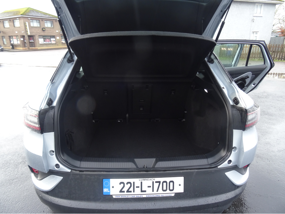2022 Volkswagen ID.4 - image 13