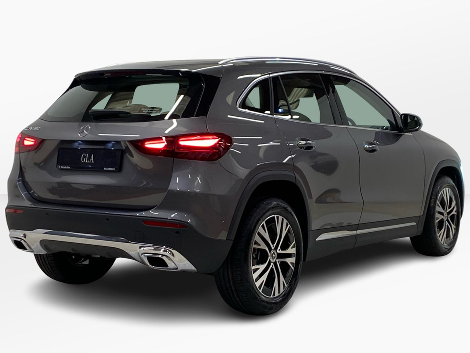 2026 Mercedes-Benz GLA Class - image 3