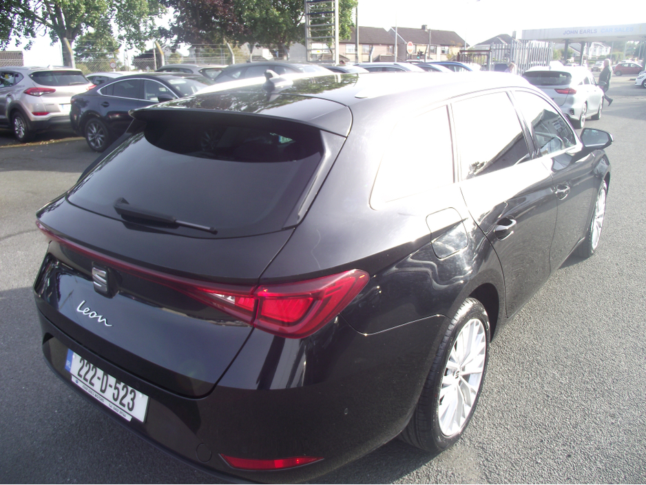 2022 SEAT Leon - image 11