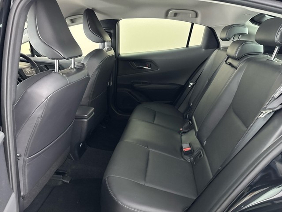 2025 Toyota Prius PLUG-IN HYBRID €37,950