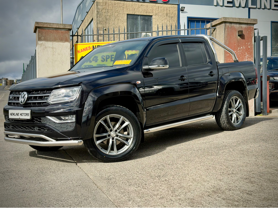 2020 Volkswagen Amarok - image 2