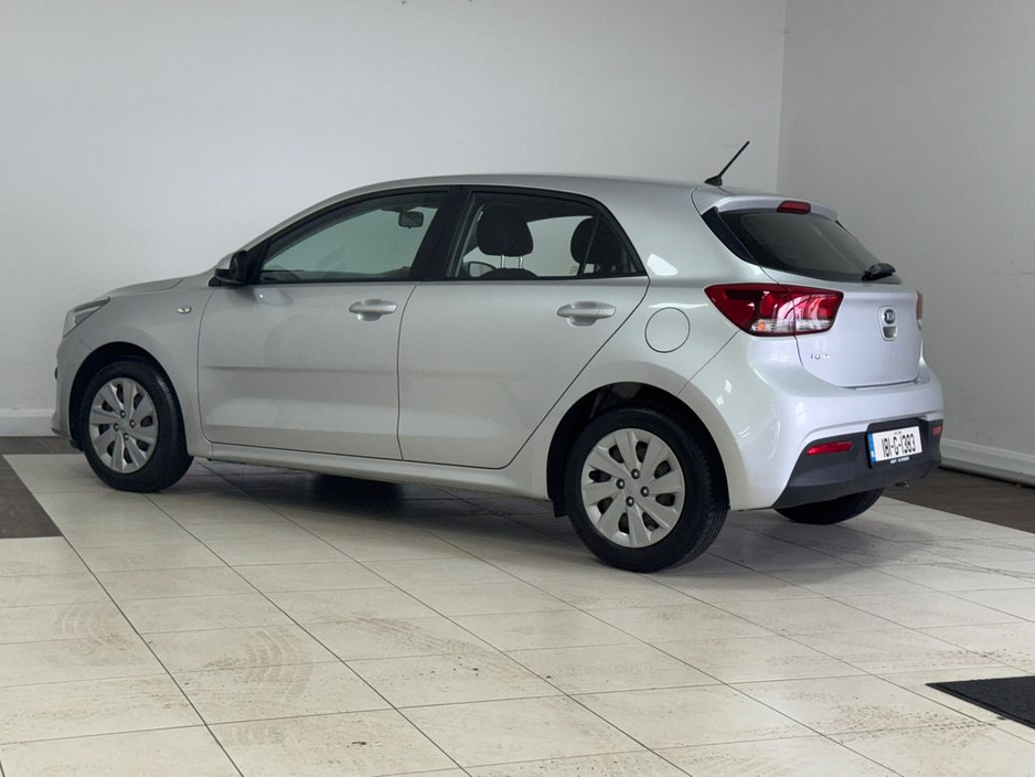 2018 Kia Rio - image 11