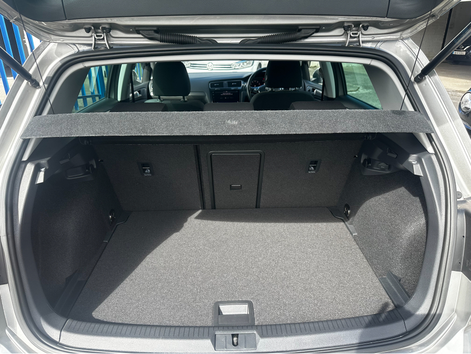 2020 Volkswagen Golf - image 15