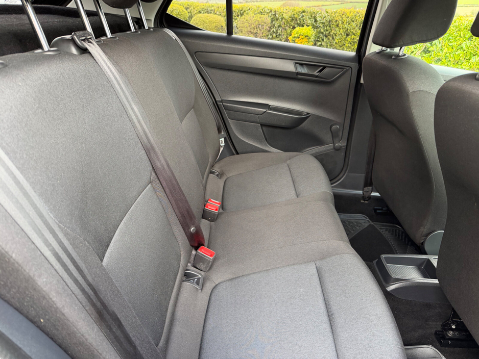 2019 Skoda Fabia - image 13