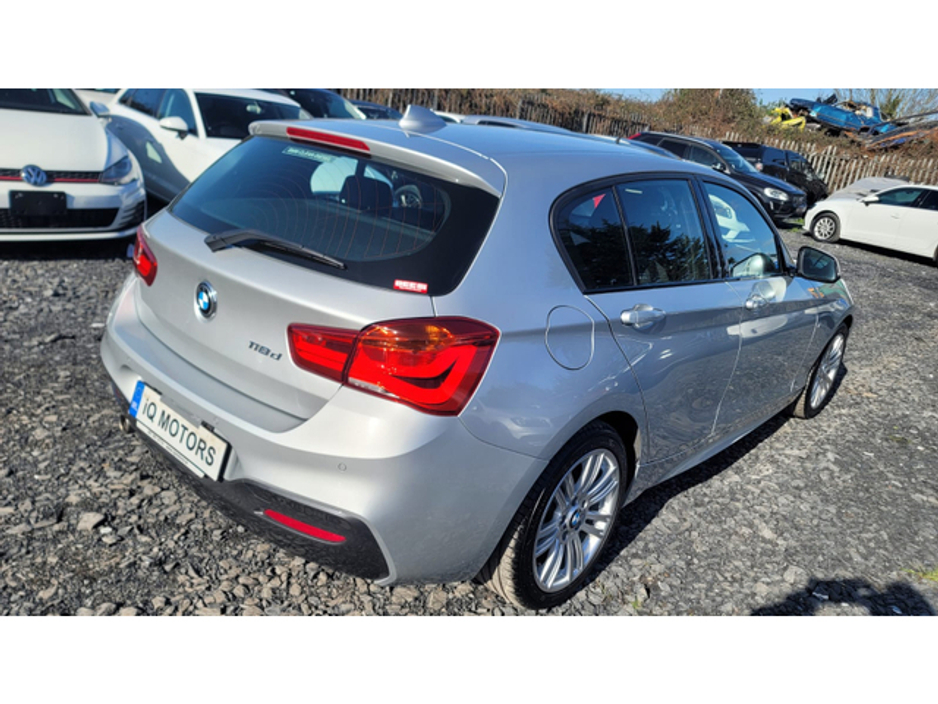 2016 BMW 1 Series - image 10