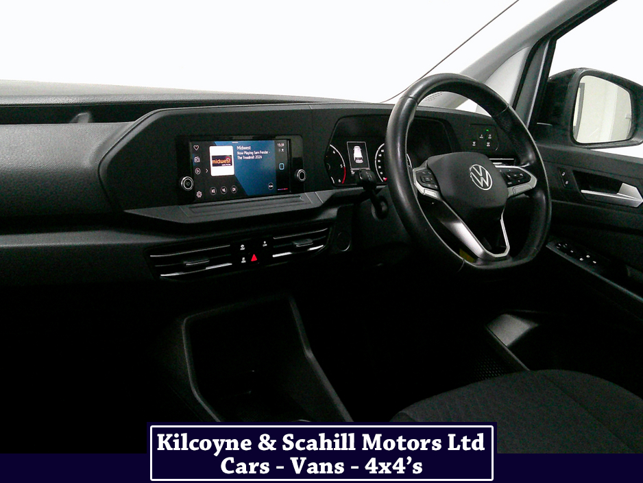 2023 Volkswagen Caddy - image 18