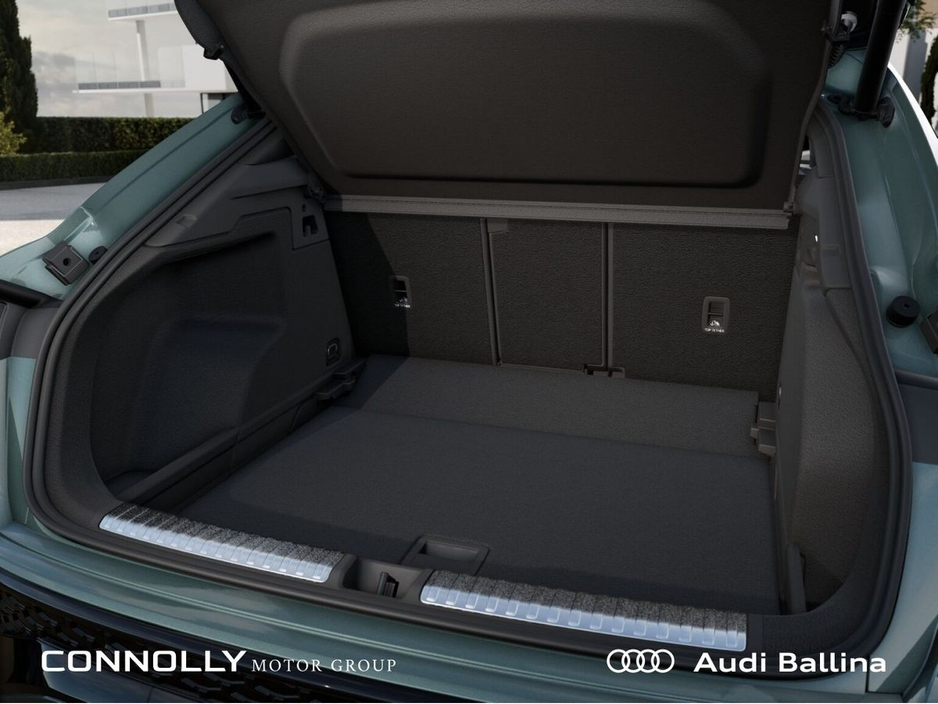 2026 Audi Q3 SPORTBACK *Leather, Black Edition* €68,750