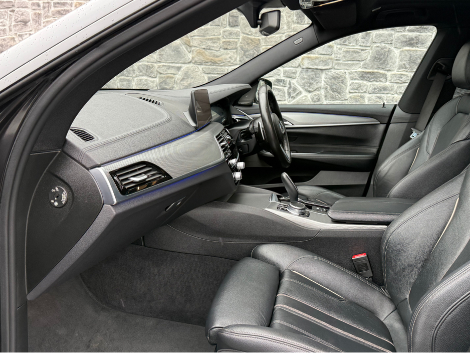 2019 BMW 6 Series - image 21