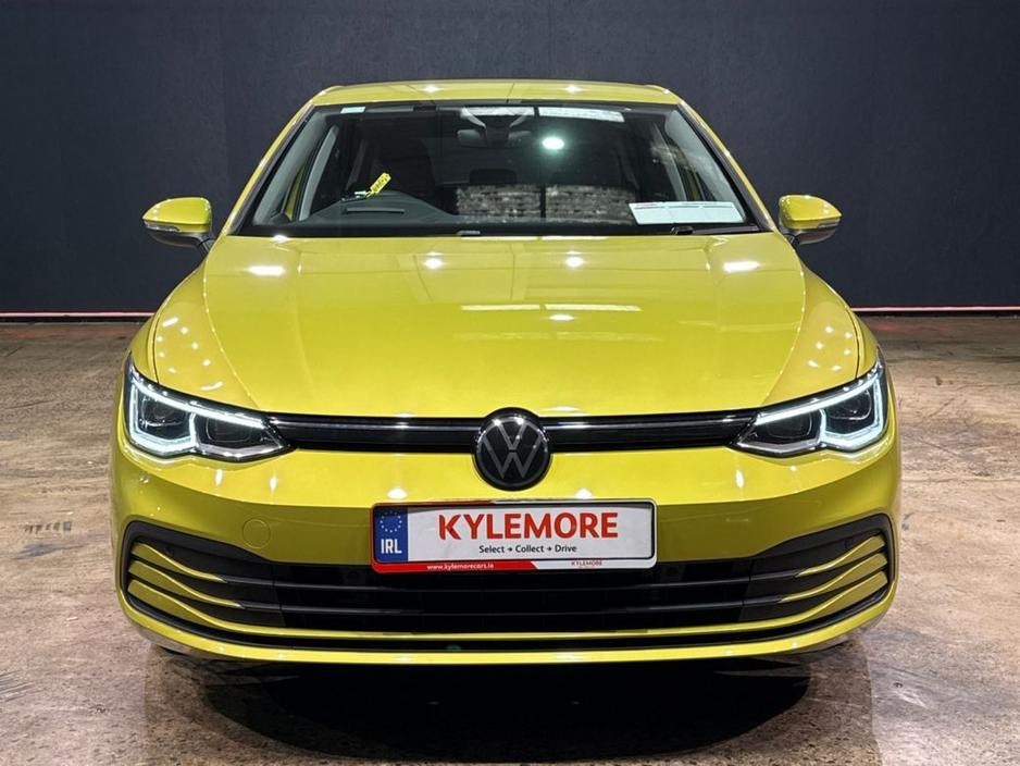 2024 Volkswagen Golf - image 8