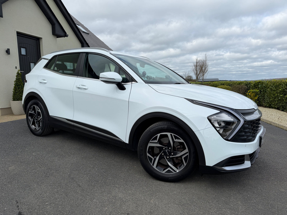 2023 Kia Sportage - image 6