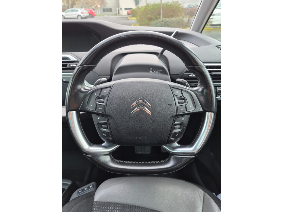 2015 Citroen C4 - image 24