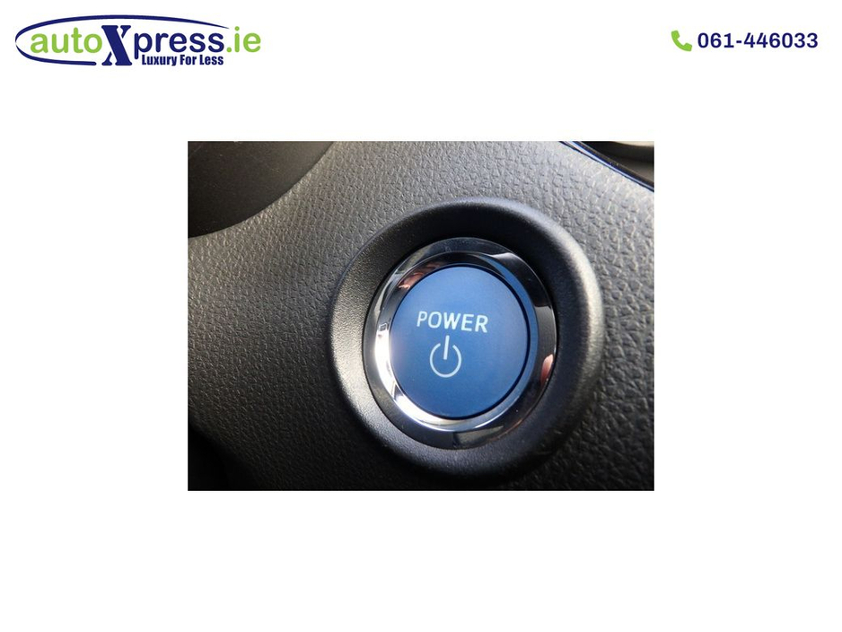 2021 Toyota C-HR Hybrid G, Ultra Low mileage, reversing camera