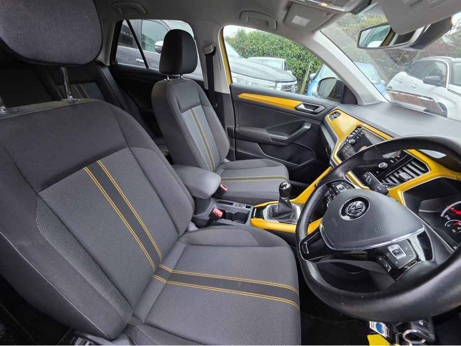 2018 Volkswagen T-Roc DESIGN 1.0 TSI MANUAL 6SPEED FWD 115HP 5DR €18,950