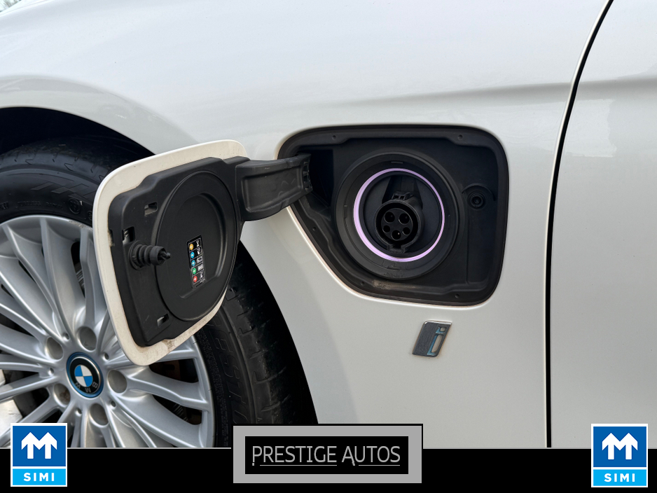 2018 BMW 3 Series 330 E LUXURY MODEL ONLY 52000 KLM *CAR ID 28*