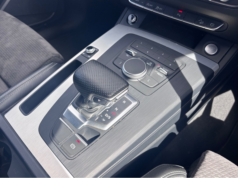 2017 Audi Q5 - image 9