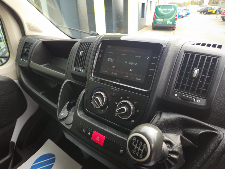 2023 Opel Movano - image 13