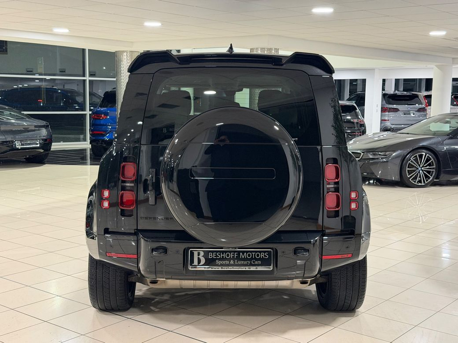 2025 Land Rover Defender X-DYNAMIC SE=HUGE SPEC//LIGHT INTERIOR//AS NEW=2 YEAR WARRANTY=TAILORED FINANCE PACKAGES AVAILABLE=TRADE IN'S WELCOME €104,995