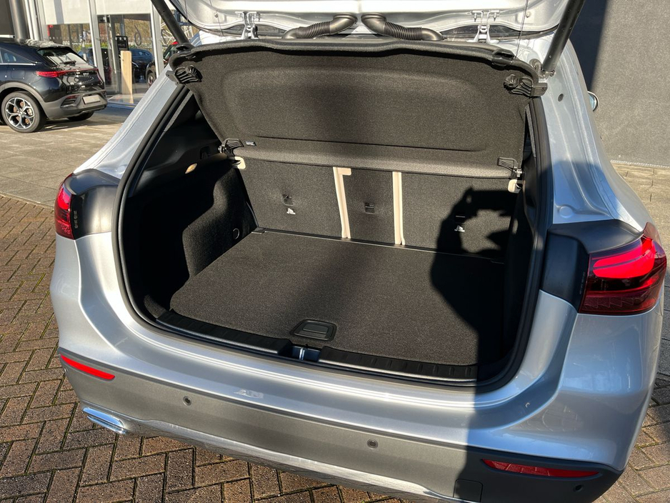 2026 Mercedes-Benz GLA Class 180 Progressive Plus Compact SUV €61,182