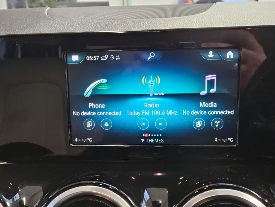 2021 Mercedes-Benz GLA Class - image 19