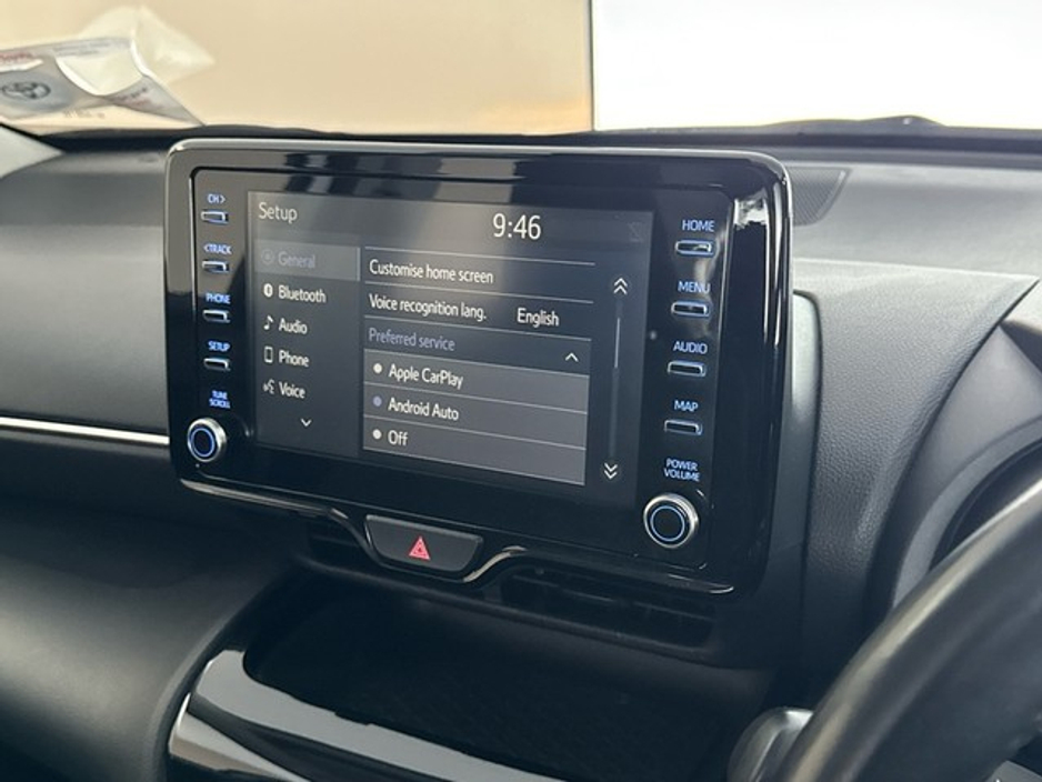 2023 Toyota Yaris Cross HYBRID LUNA €26,950