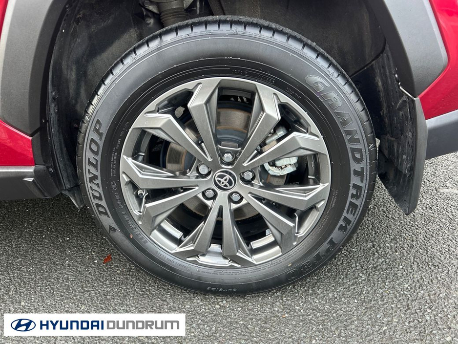 2024 Toyota Rav4 - image 6