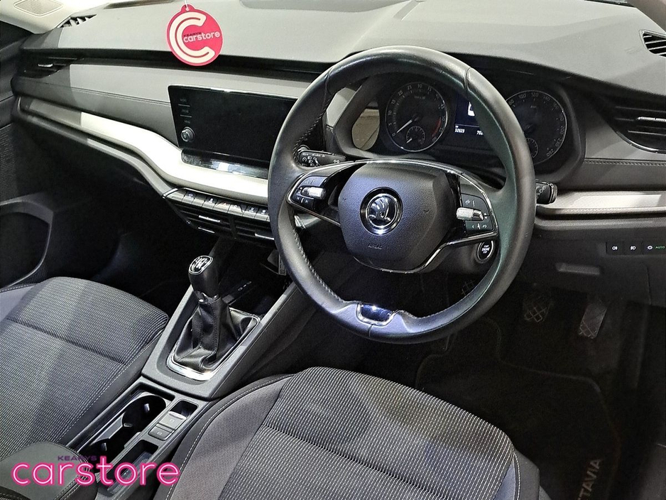 2024 Skoda Octavia OCTAVIA AMB 2.0TDI 115HP €30,880