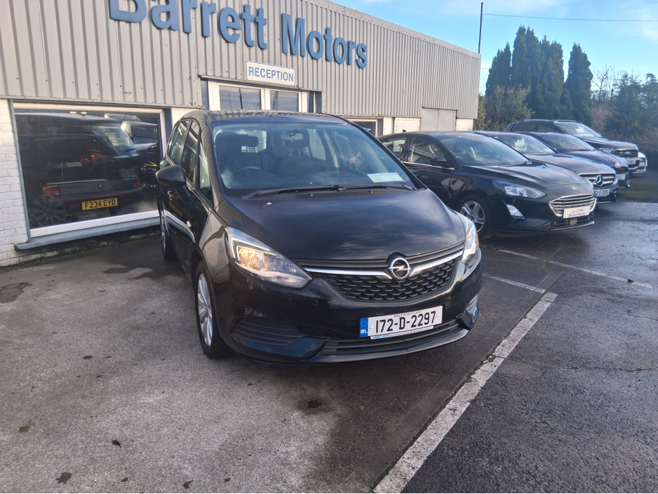 2017 Opel Zafira - image 2