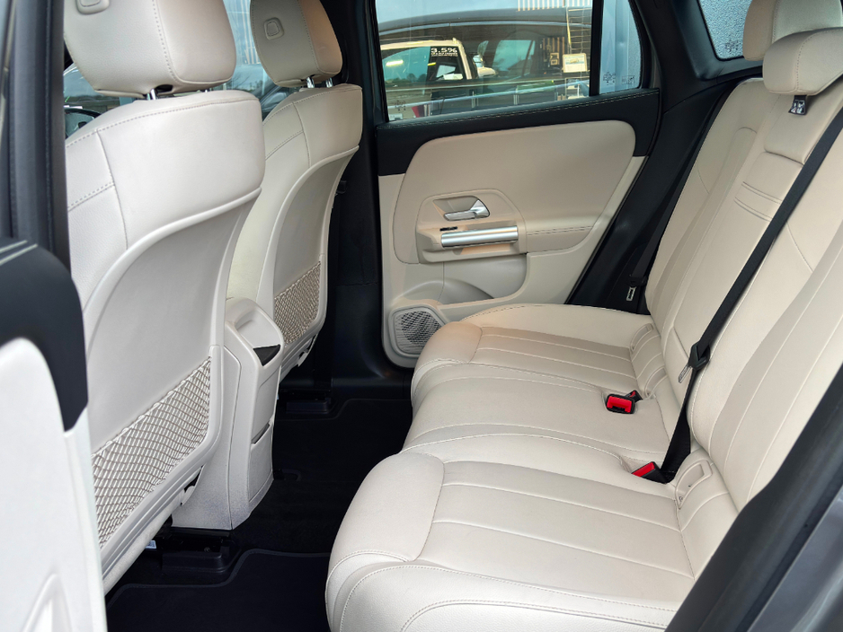 2023 Mercedes-Benz EQA - image 10