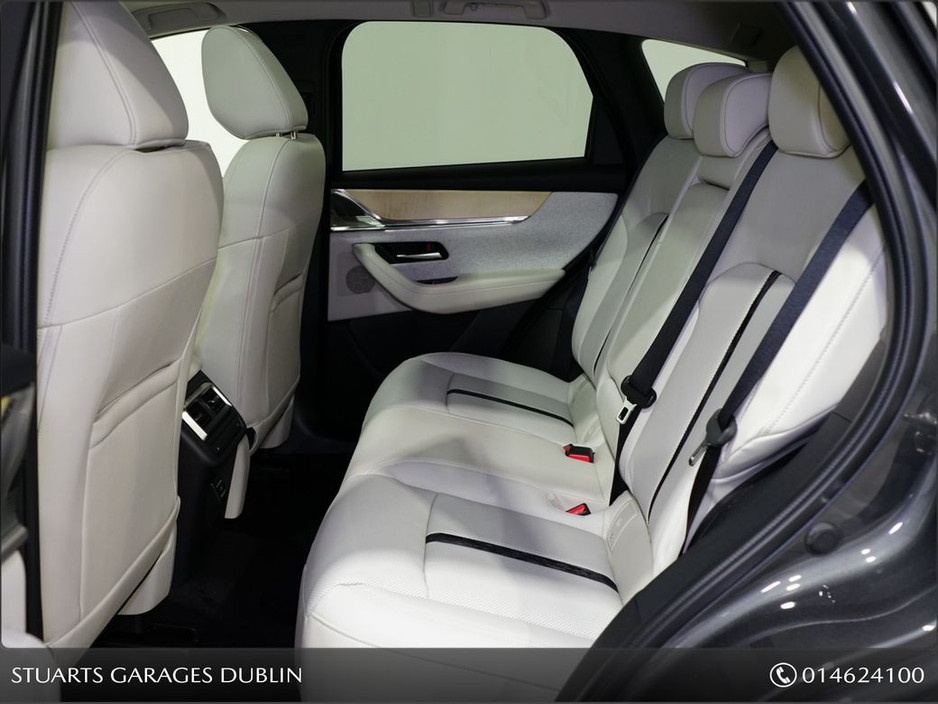 2025 Mazda CX-60 - image 5