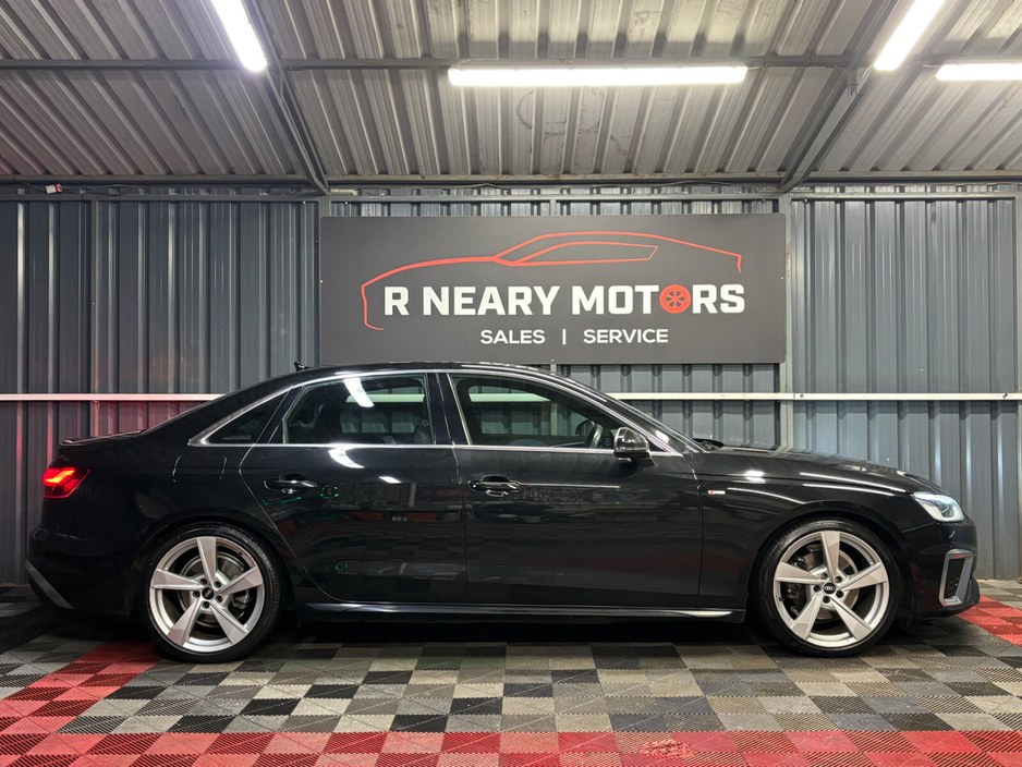 2022 Audi A4 - image 4