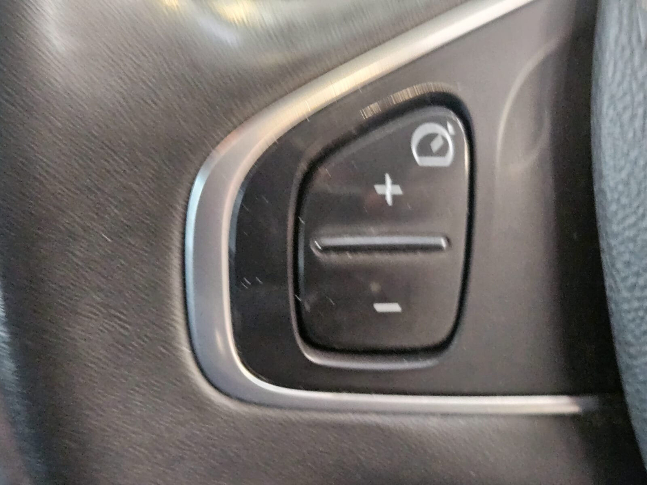 2019 Renault Clio - image 7