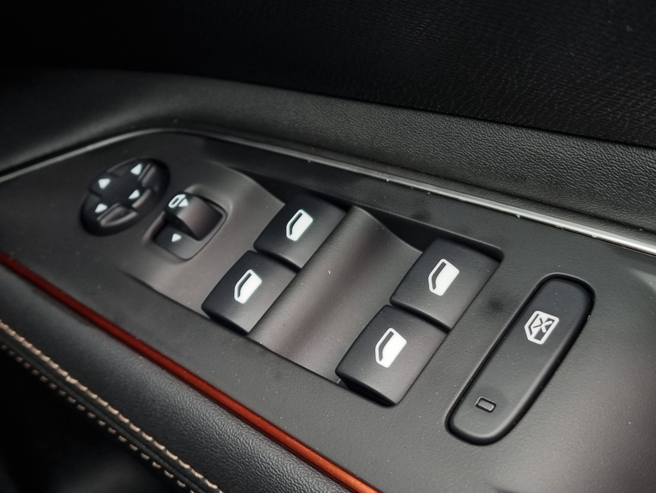 2019 Peugeot 3008 - image 27