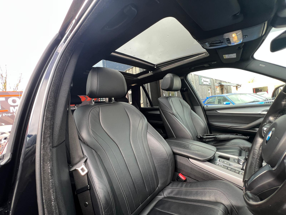 2018 BMW X5 =XDRIVE40E M SPORT//NEW NCT//PANROOF= €31,500