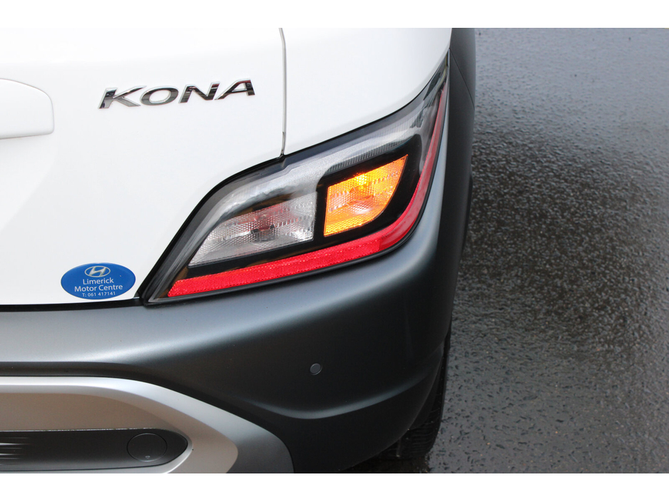 2022 Hyundai Kona 1.0 T-GDI Executive Two Tone Roof €22,950