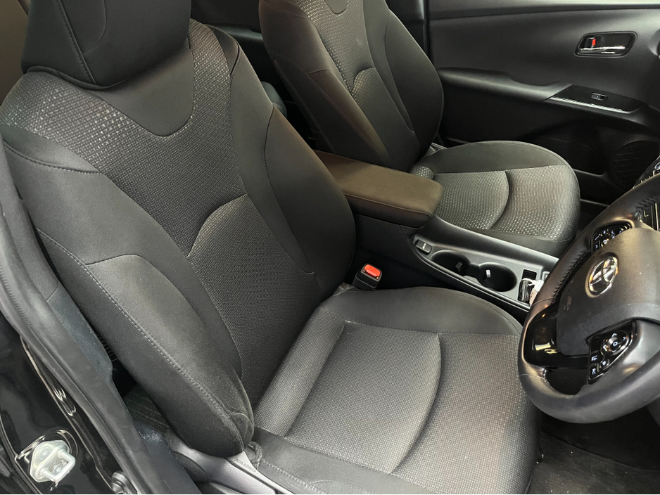 2022 Toyota Prius €21950 2022 TOYOTA PRIUS S 1.8 AUTOMATIC / CRUISE CONTROL / REVERSE CAMERA AND MORE €21,950