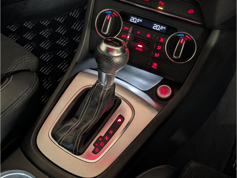 2016 Audi Q3 2.0 TFSI 180hp Quattro S-Tronic S-Line €18,995