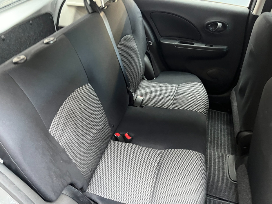 2018 Nissan March - image 10