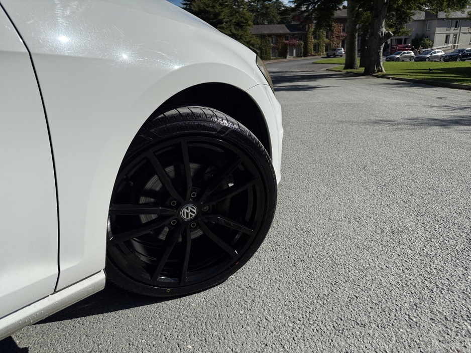 2018 Volkswagen Golf - image 15