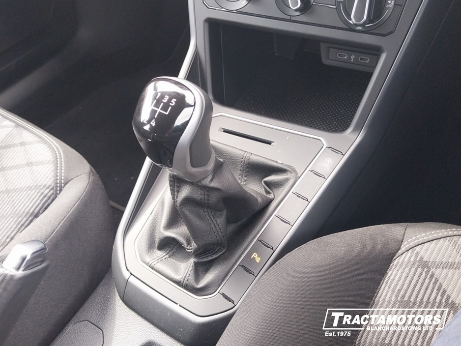 2024 Volkswagen Polo - image 15