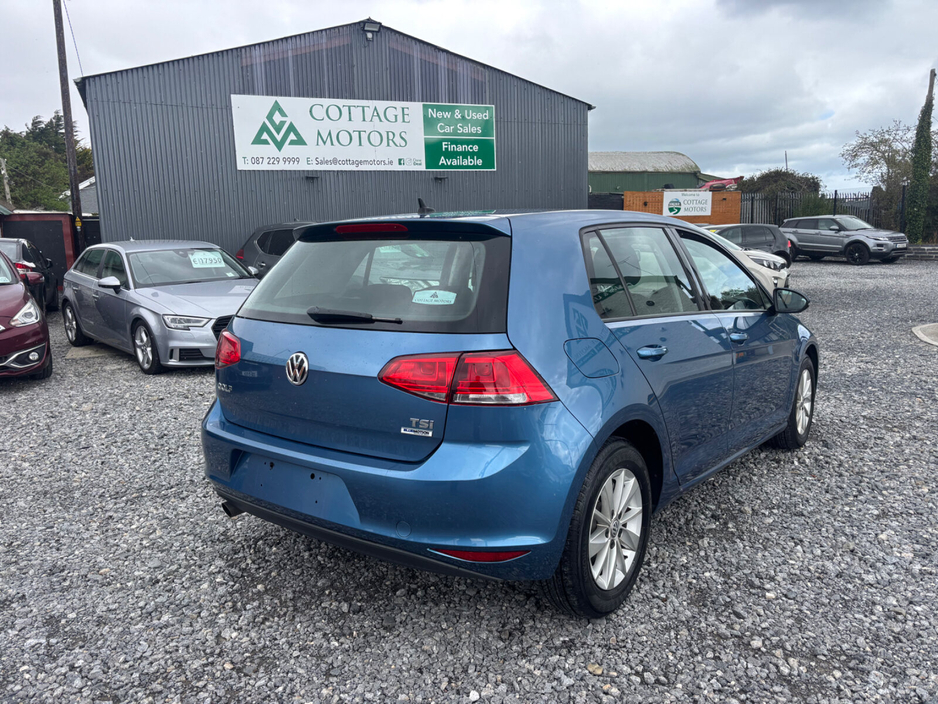 2016 Volkswagen Golf - image 3