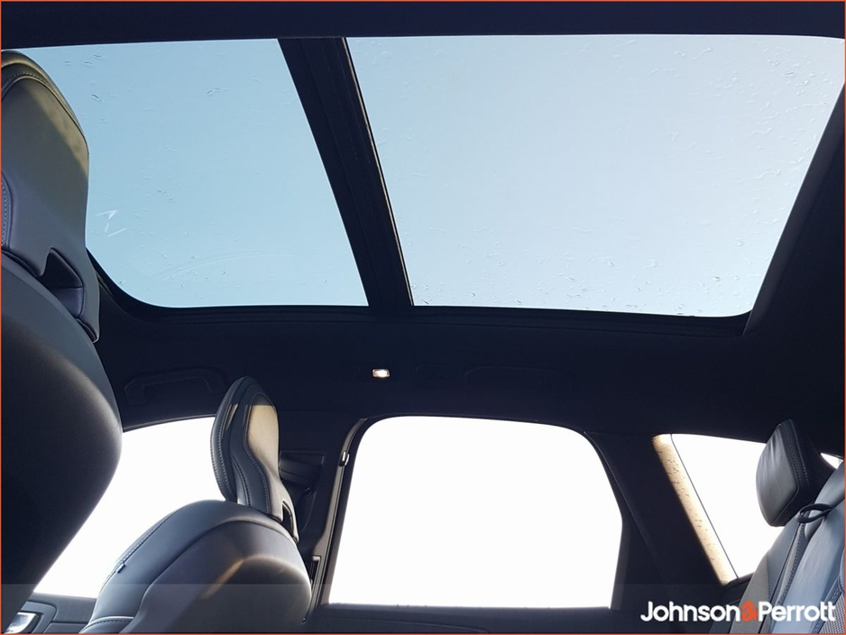 2023 Volvo XC60 - image 18