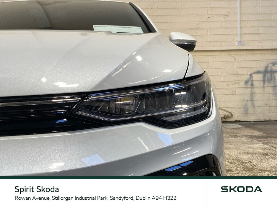 2024 Volkswagen Golf - image 17