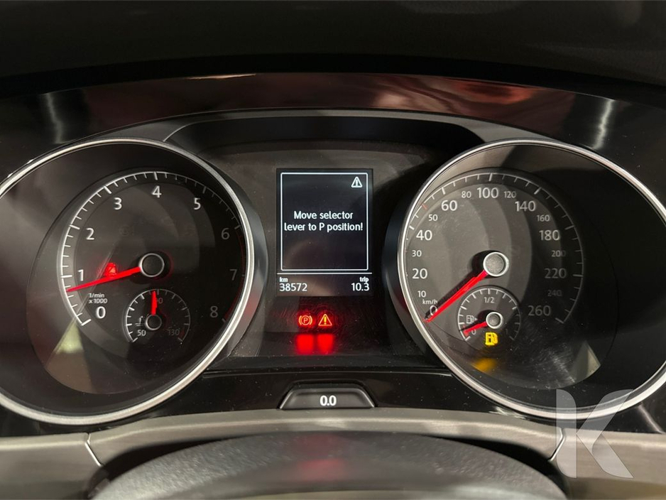 2017 Volkswagen Touran - image 18