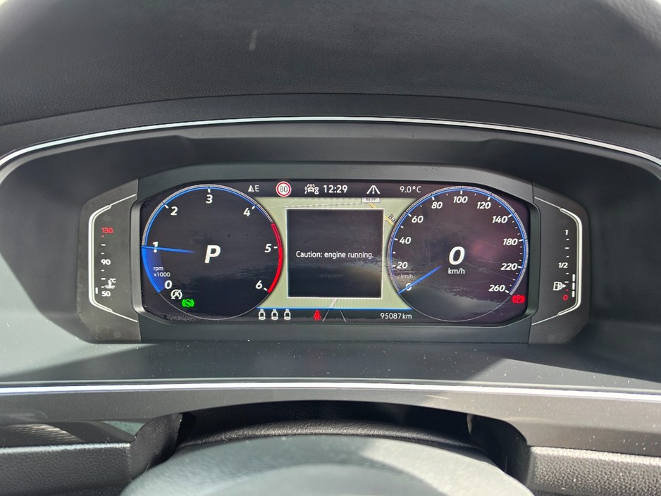 2023 Volkswagen Tiguan - image 15