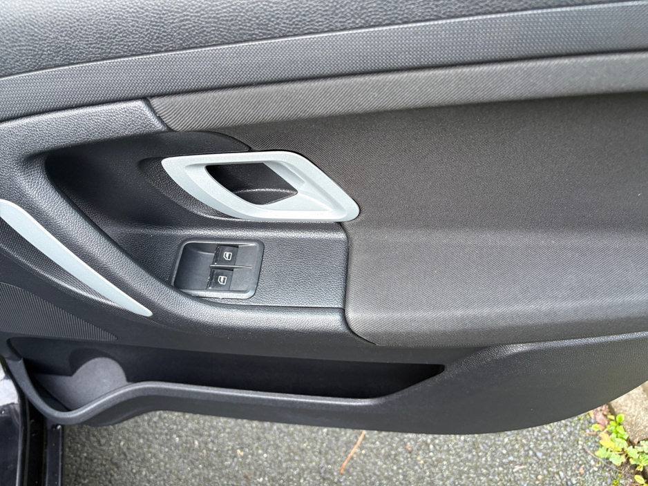 2009 Skoda Fabia SPORT 1.2 60HP 5DR €4,500