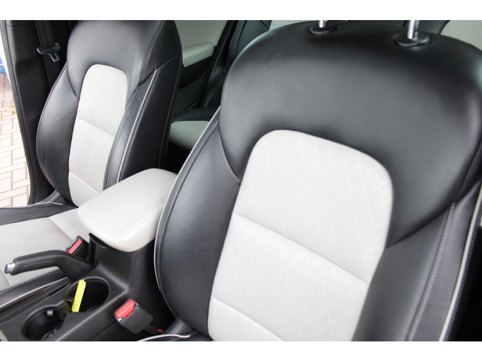 2017 Kia Sportage - image 19