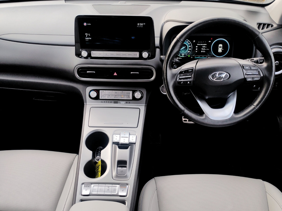 2022 Hyundai Kona - image 11